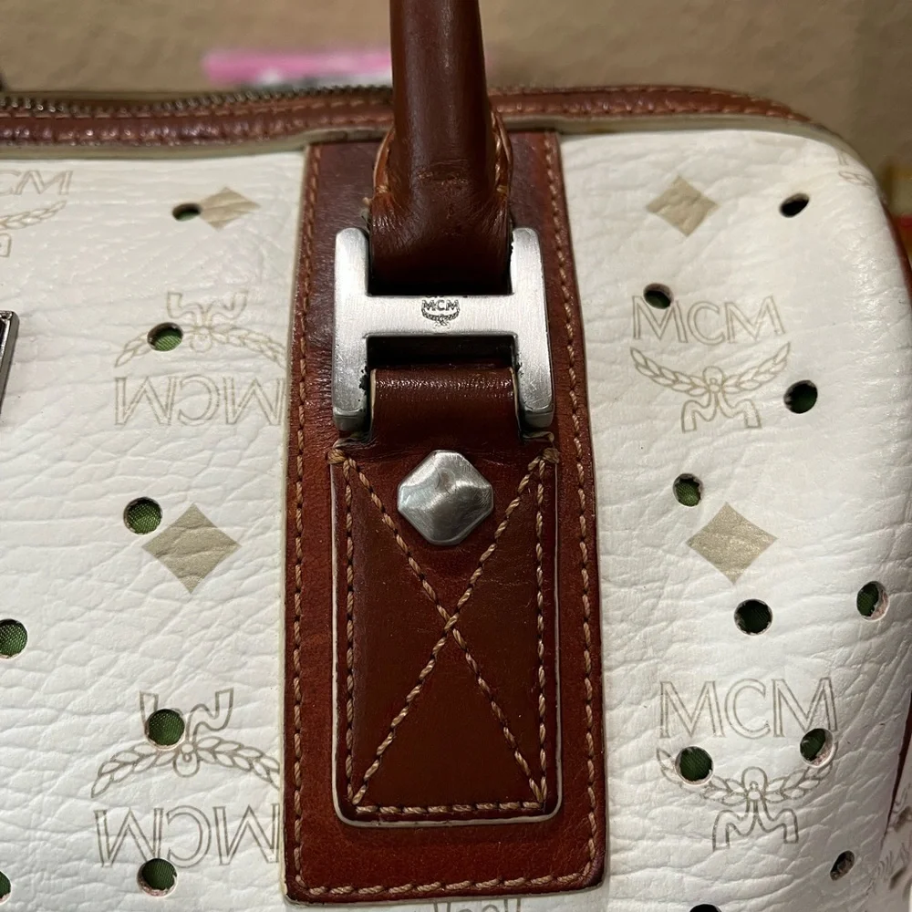 MCM PERFORATED VISETOS HANDBAG - Picture 2 of 16